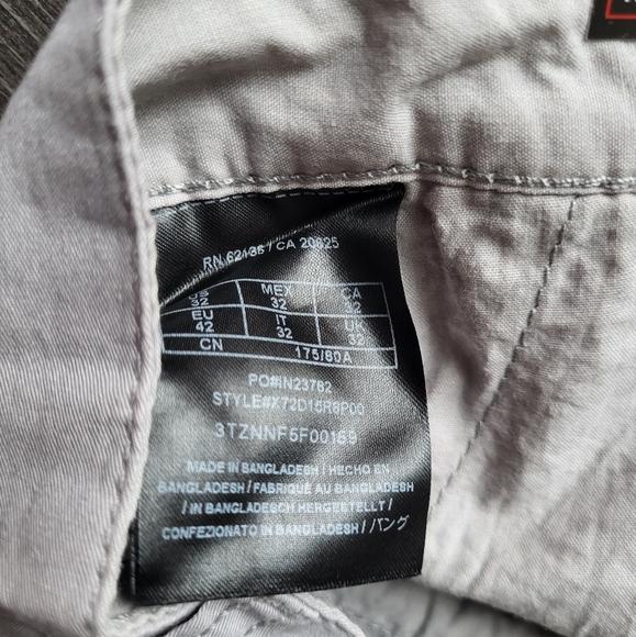 Guess Ryan Solid Drawstring Short Men - Picture 8 of 8